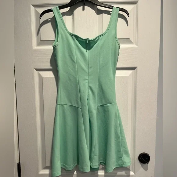 SHEIN Light Green Dress - Picture 2 of 2